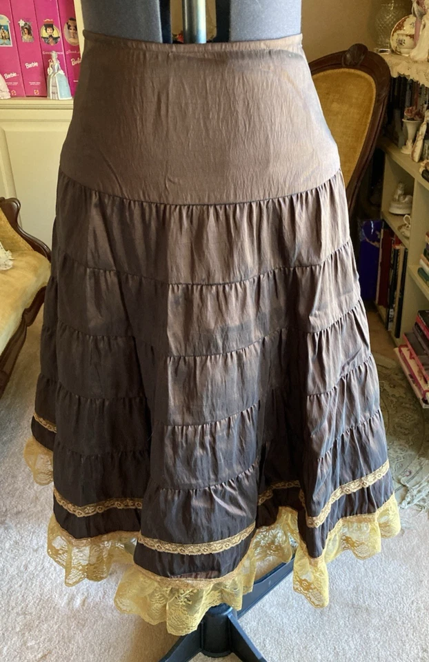 Disfraz Steampunk Victoriano-Look Upcycle Marrón Tafetán Capa Falda 10 por Drama Foto 1 de 4