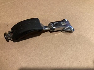 Window Pivot latch lock Isuzu Pickup 1986 1987 SPACECAB opening side Window RARE - Picture 1 of 6