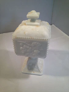 Collectible Glassware - "Paneled Grape" Footed Square Bowl - Picture 1 of 6