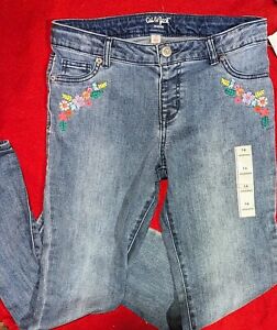 Sz 16 Girls‼️NWT‼️Cat & Jack Jean Jeggings Floral Embroidery Front Pockets👖
