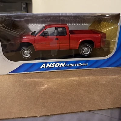 Dodge Dakota 2000 camioneta 5,9 L R/T cabina extra 1:18 nueva Foto 1 de 4