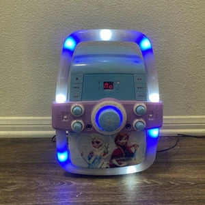 DISNEY FROZEN KARAOKE MACHINE CD PLAYER WITH Lights - TESTED -No Microphone- - Picture 1 of 7