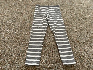 Old Navy Girls Gray & White Striped Leggings Size 8 - Picture 1 of 3