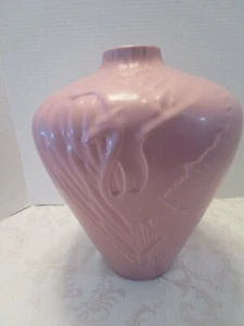 Vintage HAEGER POTTERY ART NOUVEAUE embossed STORK Egret Crane VASE Pink 1980's - Picture 1 of 12