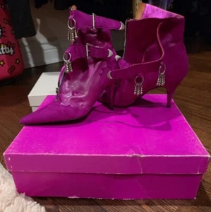 betsey johnson new york magenta suede fuxia suede bootie vintage buckles pointed - Picture 1 of 18