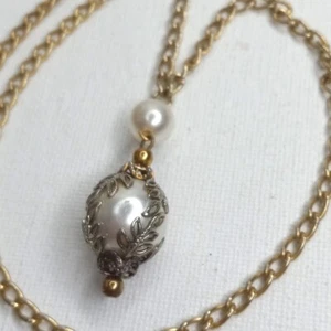 Vintage Faux Perle viktorianischer Stil Halskette Anhänger & 18" goldfarbene Kette - Bild 1 von 3