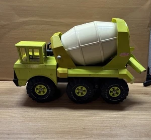Vintage Mighty TONKA Lime Green Ready Mixer Cement Truck 6-Wheel Tandem AxleREAD - Picture 1 of 11