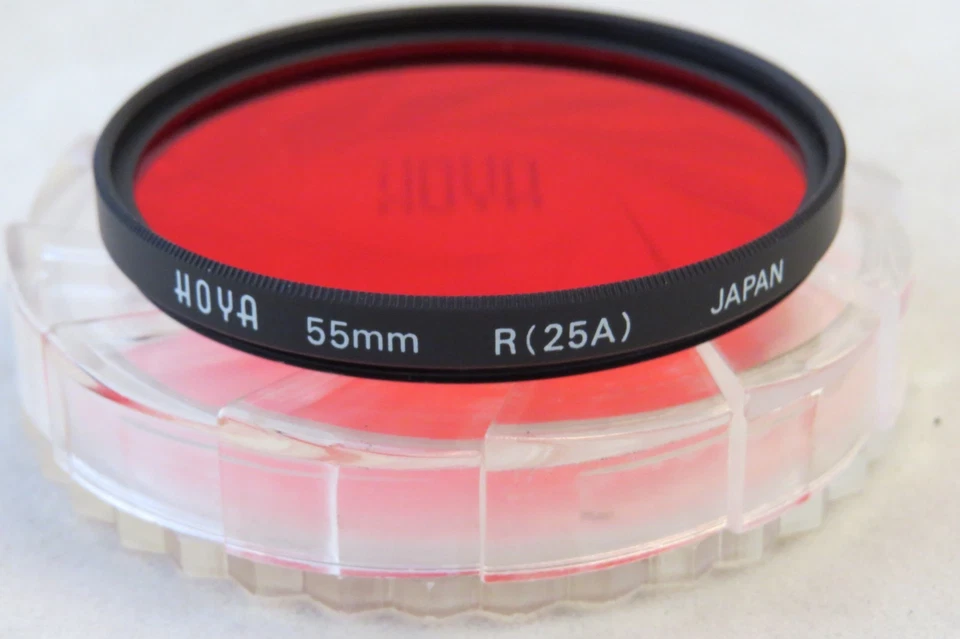 HOYA 55mm R (25A) Red Filter for Black & White Photography - Image 1 of 1