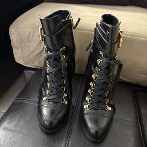 Fendi lace up boots. - Picture 1 of 12