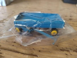 Vintage Original Dinky Blue Trailer Meccano Ltd - Picture 1 of 4