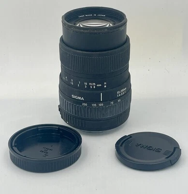Lente Sigma Zoom 55-200 mm 1:4-5,6 DC para Canon con tapas de lentes Foto 1 de 4