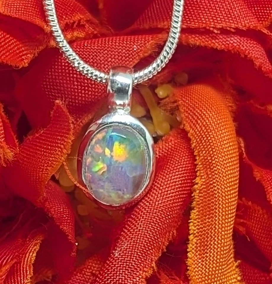 EDELOPAL Anhänger in 925er Silber gefaßt mit silberfarbener Kette - Bild 1 von 2