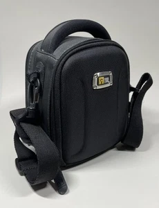 Case Logic Compact Video Camera / Camcorder Kit Bag Black with Strap and Pouches - Picture 1 of 8
