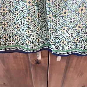 Max Studio - grüne Neckholder-Bluse mit marokkanischem Print Größe L - Bild 1 von 10