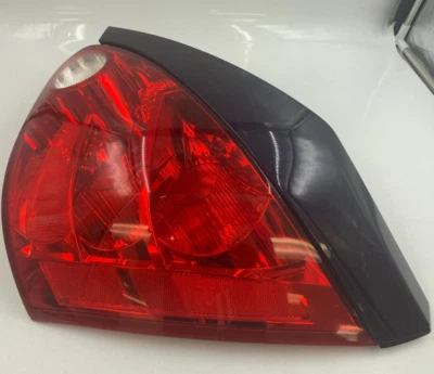 2004-2008 Nissan Maxima Passenger Side Tail Light Taillight OEM D01B68001 - Image 1 of 4