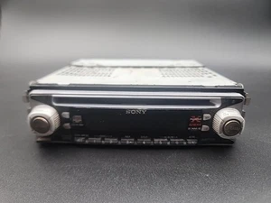 Reproductor de discos compactos Sony CDX-MP30 FM/AM - SIN PROBAR - Imagen 1 de 7