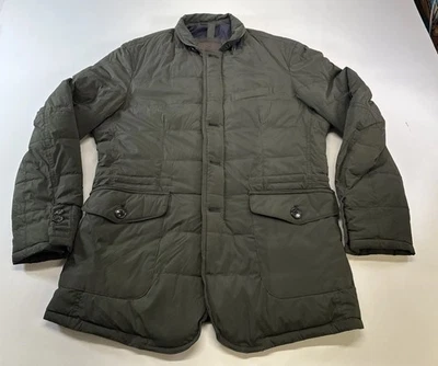 Massimo Dutti Hombre Mediano Verde Oliva Acolchado Puffer Chaqueta Botón Cremallera Abrigo Foto 1 de 4
