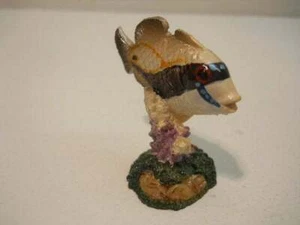 Aquarium Tropical Fish Sculpture, Figurine Decor P/B/W Fig276 - Picture 1 of 2