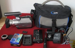 Video camera SONY HDR-HC7 Full HD 1080 Video. with accessory - Photo 1/14