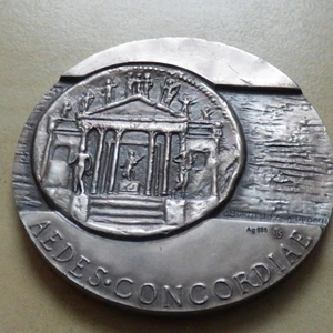 986 Silver Italy Medal Aedes Concordiae The Temple of Concord - Picture 1 of 5