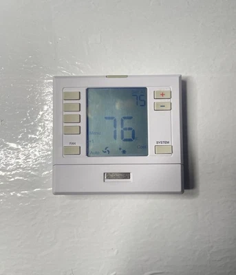 Pro1 755 Digital Programmable Thermostat - Image 1 of 4