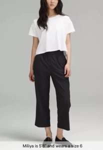 Lululemon Lightweight High Rise Wide Leg Culottes Swift Black 8 Travel W6COJS - Picture 1 of 12