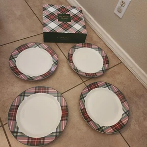 NEW S/4 Pottery Barn STEWART Plaid DINNER Plates Christmas WHITE holiday Tartan - Picture 1 of 7