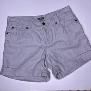 J. Jill Light Grey 100% Linen Rolled Cuff Shorts Size 4 - Picture 1 of 7