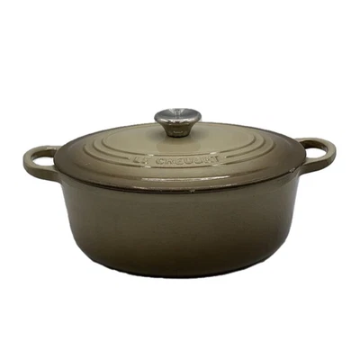 Le Creuset Oval Cocotte 25cm 3.5qt Linen Gradient Casserole Cast Iron - Image 1 of 4