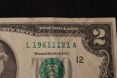 TWO DOLLAR FANCY BIRTHDAY/ANNIVERSARY NOTE [NOV 21, 1961]  SN # L 19611121 A - Image 1 of 3