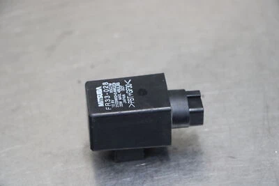 INTERRUPTOR INTERMITENTE RELÉ INTERMITENTE SEÑAL DE GIRO HONDA CBR650F CBR650 14-18 Foto 1 de 4