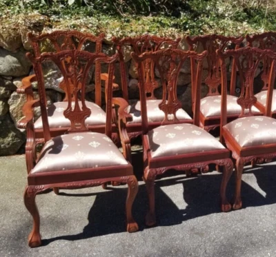 Vintage Chippendale Style dining chairs set of 6 - Image 1 of 4