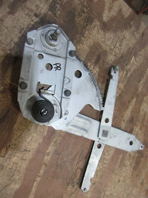 1970 Pontiac Catalina 4 door sedan window regulator crank mechanism PR - Image 1 of 2