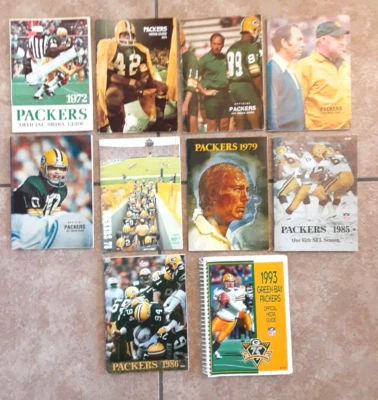 (13) piece Lot 1971-1993 NFL Green Bay Packers  Prospectus, season results books - Image 1 of 4