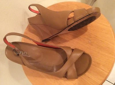 Taryn by Taryn Rose 8 M Coco Brown Leather Slingback Wedge Heels - Image 1 of 4