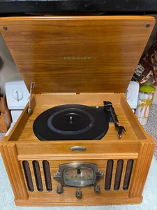 Crosley Oak Wood CR67 Grand Music Center Record Player Cassette AM/FM Radio MINT - Picture 1 of 24
