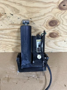 Conjunto de ajuste e inclinación Mercury Power 30 40 50 60 HP 2 cables 8M0055011 893518T01 - Imagen 1 de 7