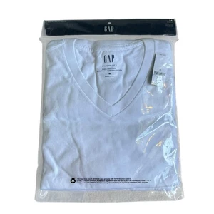 GAP 3 Pack Classic White Essential V-Neck Short Sleeve Tees Pack Men's Size M - Picture 1 of 5