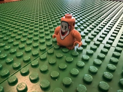 Lego The Beatles Yellow Submarine Jeremy  Minifigure 21306 - Image 1 of 4