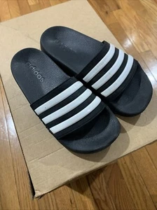 Adidas Adilette shower slides Kids Size US 1 Black & White Color G27625 - Picture 1 of 12