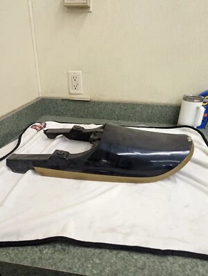 Cubierta trasera guardabarros Kawasaki KZ900 Z1 1973-1975 OEM original de fábrica Foto 1 de 4