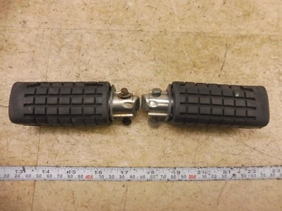 Honda V65 Sabre H400-1* 1984 estriberas traseras para pasajero Foto 1 de 4