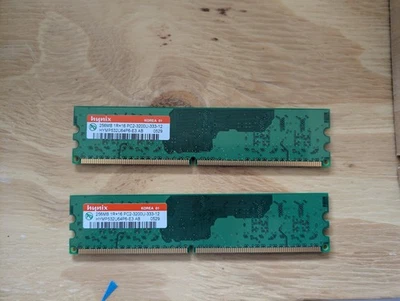 HYNIX 256 MB DDR RAM Memory PC2-3200U-333-12 1RX16 HYMP532U64P6-E3  AB  x2 - Image 1 of 2