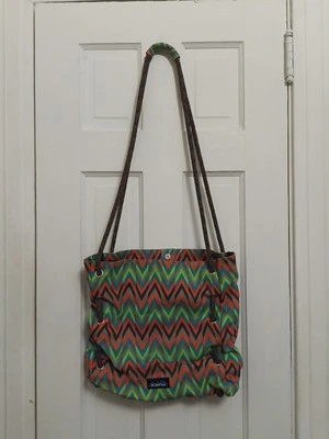 KAVU Bandolera Cartera Correa de Cuerda Bolso de Hombro Bolso de Mano Forrado Chevron Foto 1 de 4