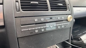 RADIO ORIGINEEL Renault Vel Satis (BJ) MPV 2.0 16V Turbo (F4R-762) 8200205833 - Bild 1 von 3