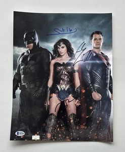 HENRY CAVILL BEN AFFLECK GAL GADOT SIGNED JUSTICE LEAGUE 11x14 PHOTO BECKETT - Picture 1 of 5