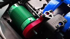 Kyosho Inferno MP7.5, MP777, VE, Supporto Motore Elettrico Electric Motor Mount - Foto 1 di 3