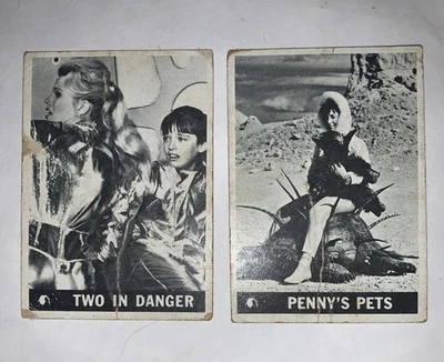 Vintage Topps 1966 Lost In Space 2 Card Lot #16-Two In Danger/#35 Penny’s Pets - Image 1 of 4
