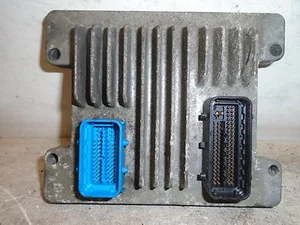 03 04 05 Cavalier Sunfire Malibu Alero Engine Control Module 12587611 12576162  - Picture 1 of 4