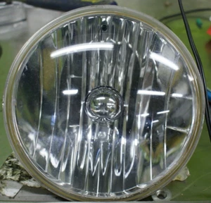 Hummer H2 2003-2009 headlamp Crystal clear no damages used NICE! - Picture 1 of 4
